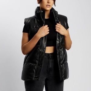 MESHKI LINDA FAUX LEATHER OVERSIZED PUFFER VEST